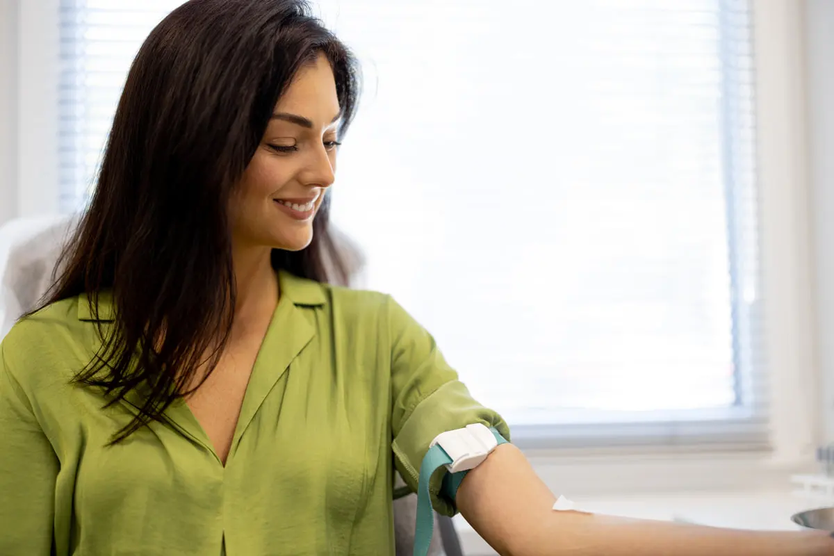 Women before blood test